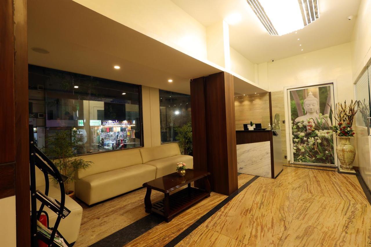 Grand Regency Rajajinagar, Iskcon Temple - Wtc Hotell Bangalore Eksteriør bilde