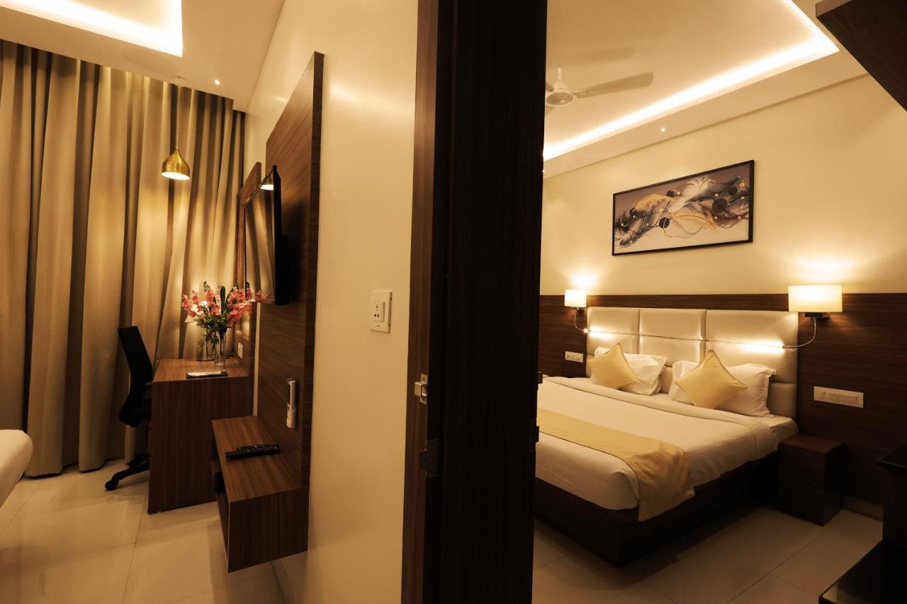 Grand Regency Rajajinagar, Iskcon Temple - Wtc Hotell Bangalore Eksteriør bilde