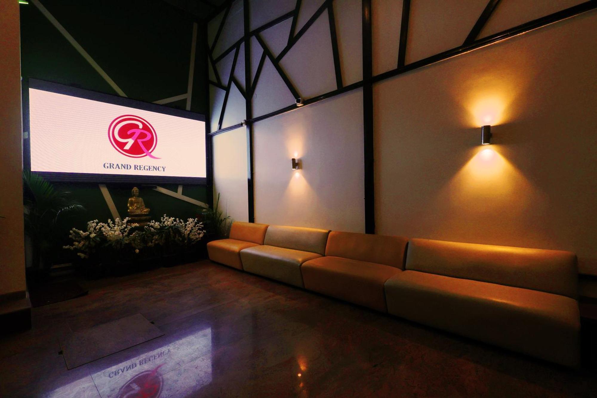 Grand Regency Rajajinagar, Iskcon Temple - Wtc Hotell Bangalore Eksteriør bilde
