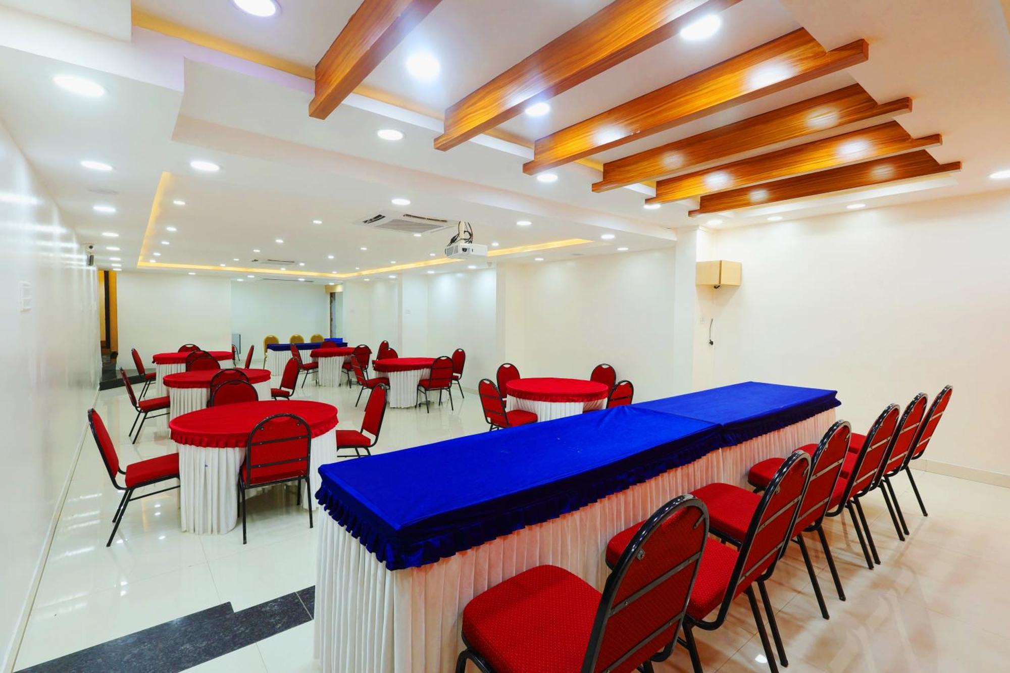 Grand Regency Rajajinagar, Iskcon Temple - Wtc Hotell Bangalore Eksteriør bilde